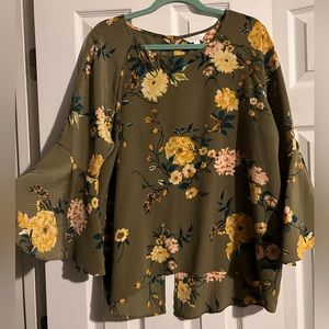 Lauren Conrad Green Floral Bell Sleeve Blouse